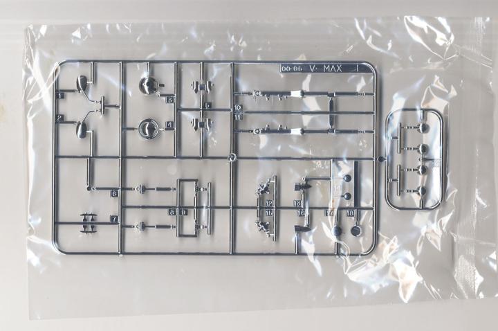 Aoshima 06230 1/12 4C4 Vmax '0 - огляд і ціна Model Kit Aoshima