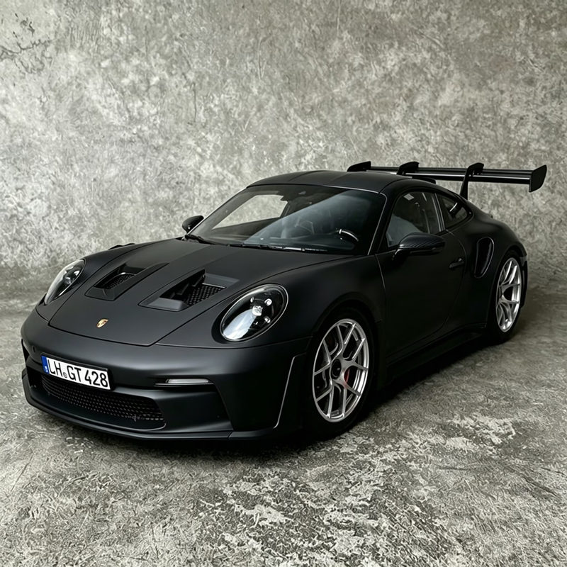 1:36 Porsche 911 992 GT3 RS Al - огляд і ціна Model Kit Porsche 911