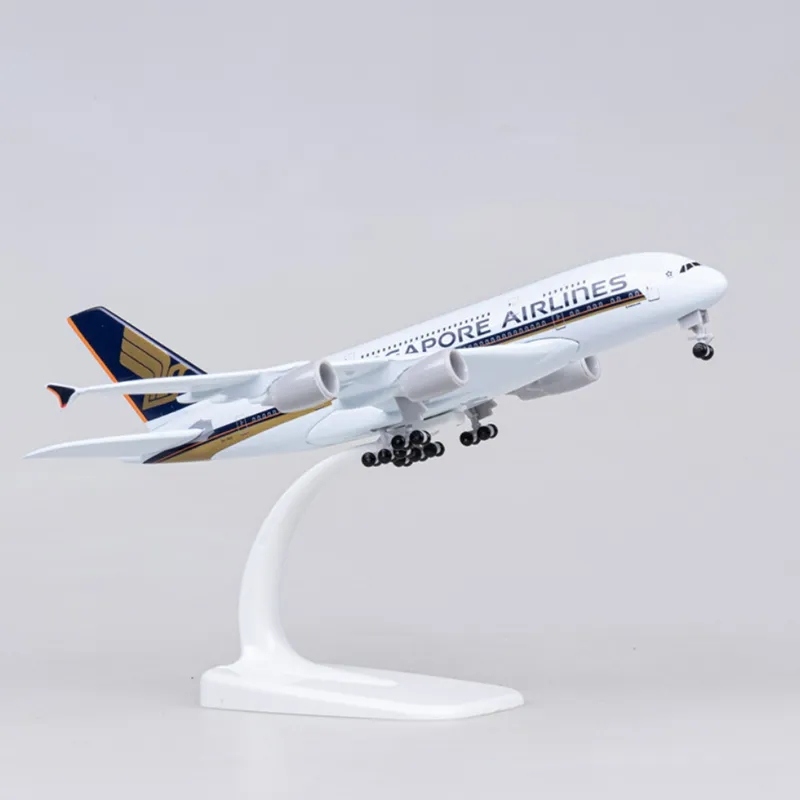 Metal Aircraft Airliner Model  - огляд і ціна Model Kit Singapore
