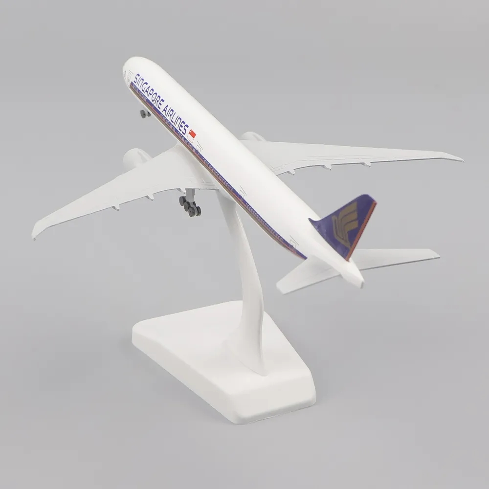 B777 Singapore Airlines Aircra - огляд і ціна Model Kit Singapore