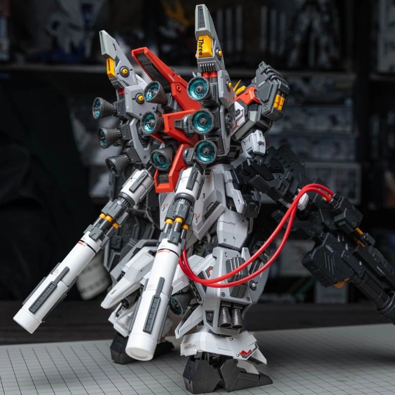 ZZA REGUS GZSS-OX-001 Captain  - огляд і ціна Model Kit Zza