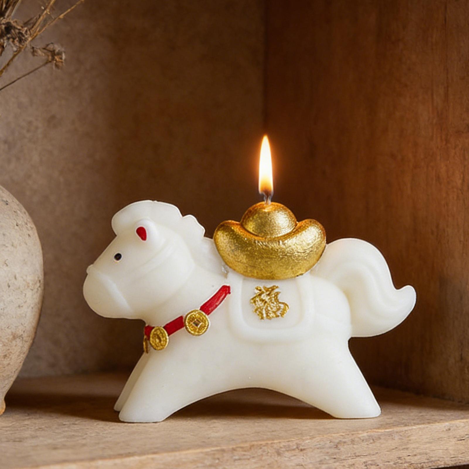 Horse Figure Scented Candle Tr - огляд і ціна Model Kit Horse