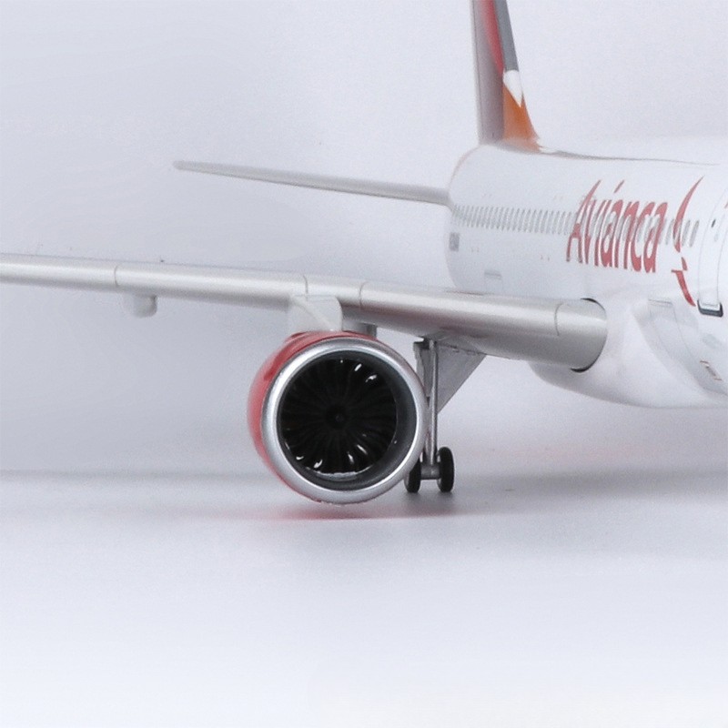 1/85 Large Scale 47cm Avianca  - огляд і ціна Model Kit Plane