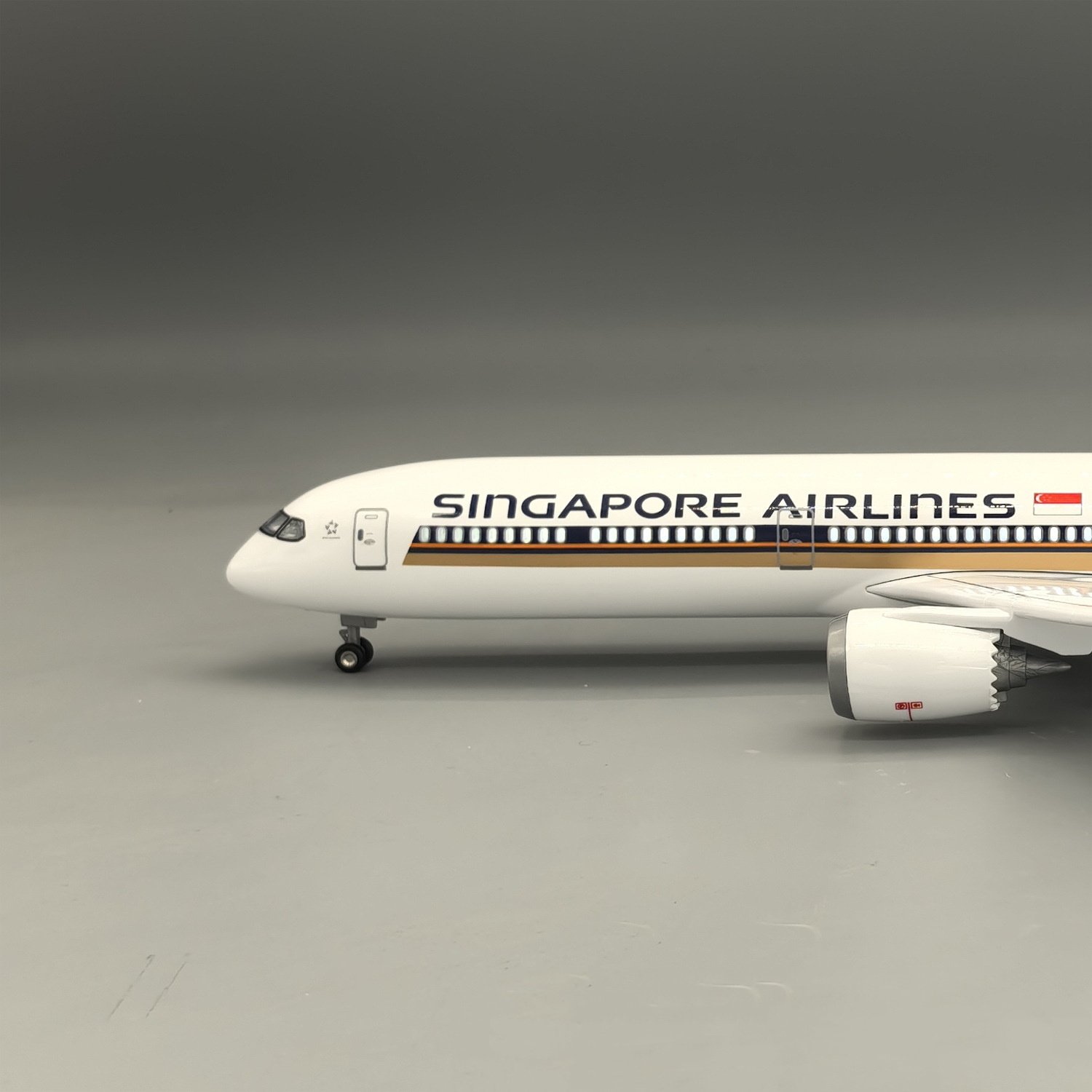 1/145 Scale Singapore B787-10  - огляд і ціна Model Kit Singapore
