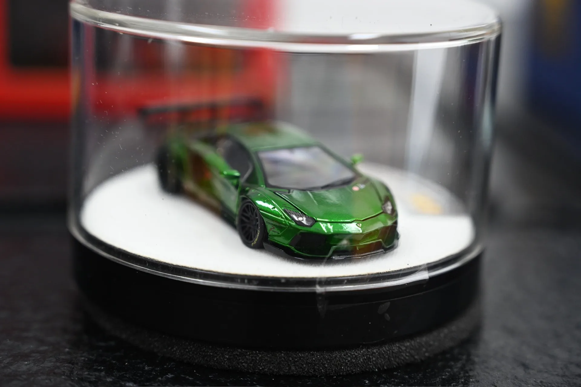 PGM 1:64 Aventador LP700-4 LB  - огляд і ціна Model Kit Porsche 911