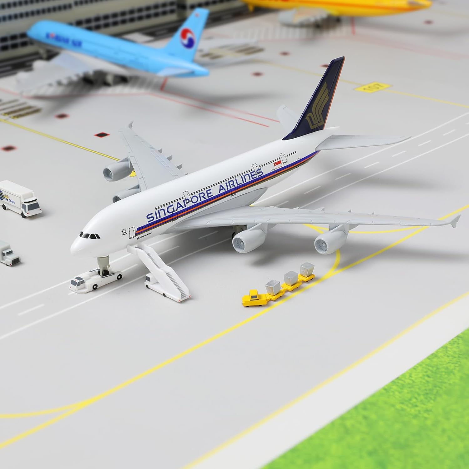 20cm Singapore A380 Toy Plane  - огляд і ціна Model Kit Singapore