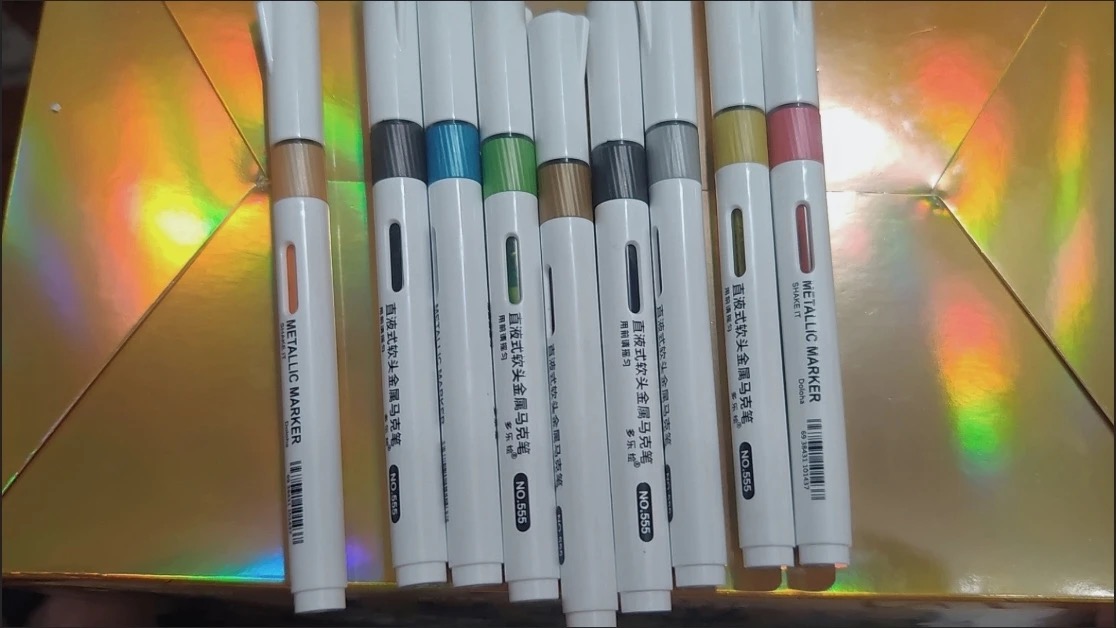 DOLOHA Doloha Acrylic Marker P - огляд і ціна Model Kit Horse