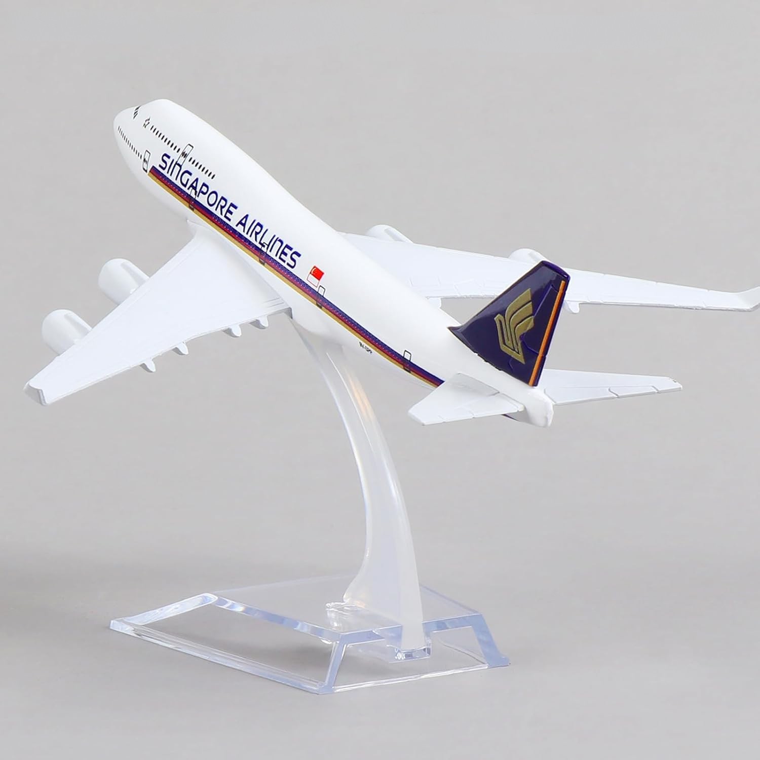 747 Singapore Metal Plane Mode - огляд і ціна Model Kit Singapore